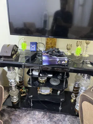 ميز تلفزيون سعرة75