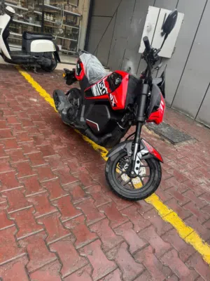 لـلـبـيـع: دراجة Keeway MINNIX 150 بحالة الوكالة