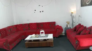 طقم كنب بحالة جيدة للبيع