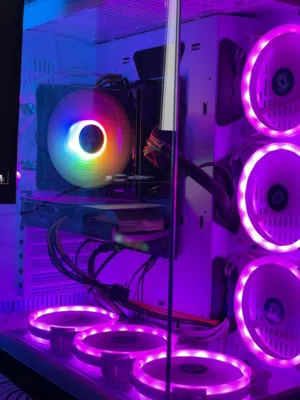 Pc للبيع....
