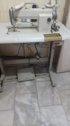 مكينة خياطة مستعملة