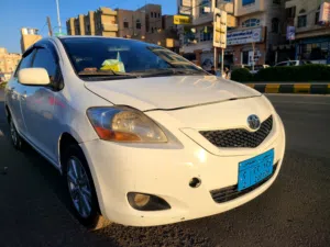 يارس 2011جديد ضمااااان بدون اي صدمه ارباجات وكاله حاجه لمس لعشاق التيوتا والقوه والرحه والاقتصاد.