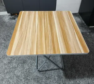 ميز يطبك للبيع المستعجل استعمل بي مجال خفيف سهل الاستخدام نظيف وعملي