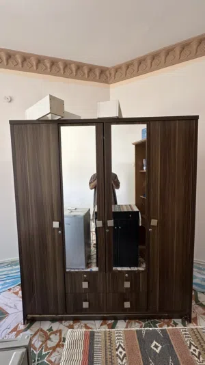 كبت للملابس