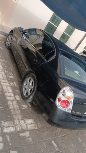 For Sale: Nissan Altima 2006 – 2.4L (4 Cylinder