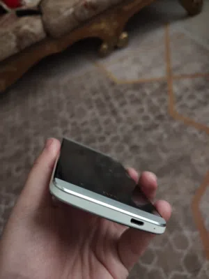 HTC One M8 32 GB in Baghdad