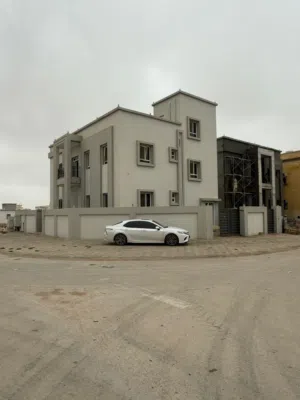 150 m2 3 Bedrooms Apartments for Rent in Dhofar Salala