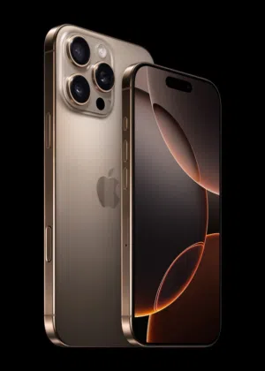 Apple iPhone 16 Pro Max 256 GB in Zarqa