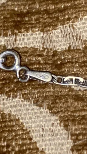 سنسال فضه عيار 925