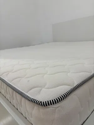 Matresss king size for sale Very comfortable. مرتبه فرشه مريحه للبيع