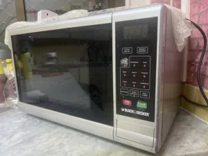 Black and decker microwave in great condition
