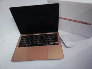 MacBook Air M1