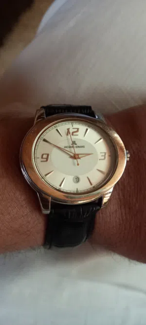 ساعات اصليه مشكله