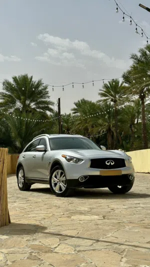 Used Infiniti QX70 in Al Sharqiya