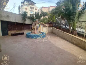 شقة * ارضية * للايجار  * موقع مميز * 3 نوم  * الجاردنز