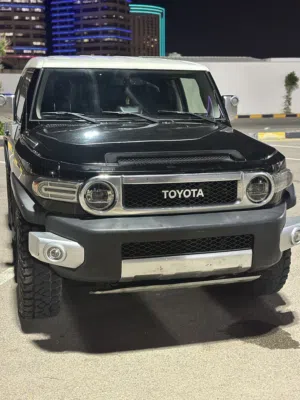 Used Toyota FJ in Tripoli