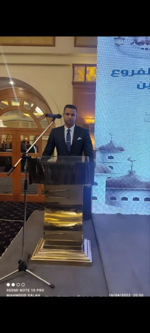 محمود صلاح 