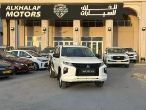 Used Toyota Hilux in Muscat