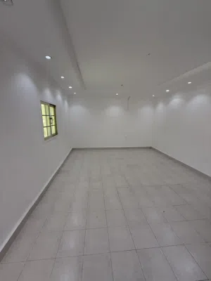 200 m2 3 Bedrooms Apartments for Rent in Al Jahra Qasr