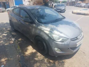 هيونداي لنترا 2012