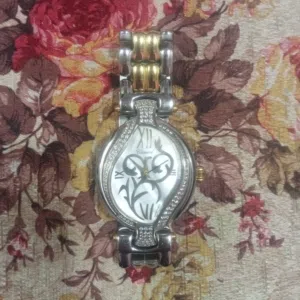 ساعه فخمه نادره