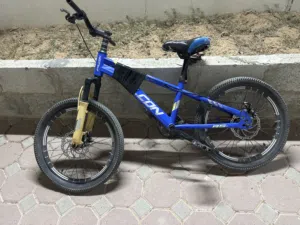 سيكل (دراجه هوائية) مستعمل يوجد فرامل خلفيه ضعيفه جدا ويمكن تعديلها