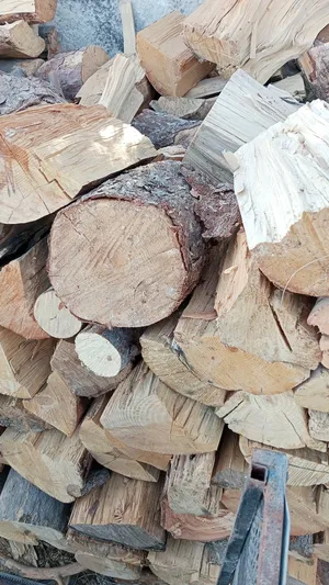 حطب مواقد لصوباتات والفير بليس لزرب جميع الأحجام ناشف بأسعار مناسبة ويوجد خدمه توصيل وتغليف.....