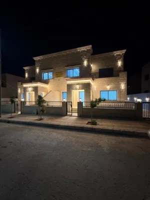 3 Bedrooms . 3 Bathrooms . 209 m23