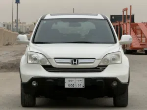 Used Honda CR-V in Al Riyadh