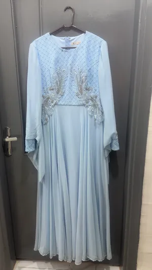 ‏سهرة ‏.‏ L ‏.‏ أزرق بحري‏4