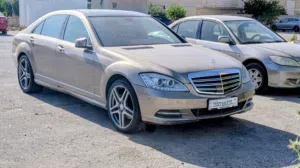 mercedes Benz s350.