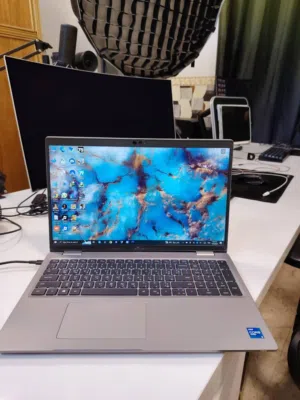 Dell Latitude 5420 - نضافة عالية جداً   المعالج: Intel Core i5 الجيل 11