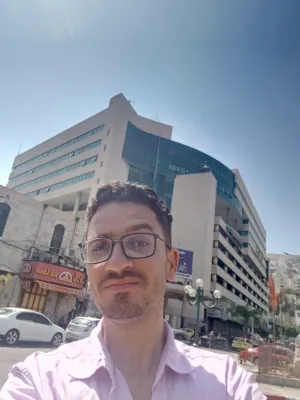 احمد اشتيوي 