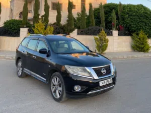Used Nissan Pathfinder in Amman