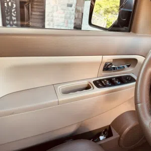 Used Jeep Grand Cherokee in Amman
