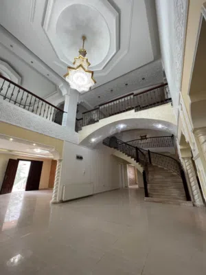950 m2 More than 6 bedrooms Villa for Rent in Amman Shafa Badran
