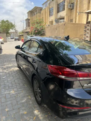 هونداي النترا 2018 للبيع سيارةفول مواصفات ومجددة بالكامل كير دهن وفلتر  منظومة التبريد جديدة بالكامل