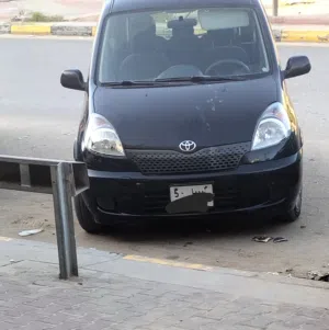 Used Toyota Yaris in Tripoli
