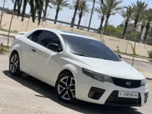 Kia forte coup