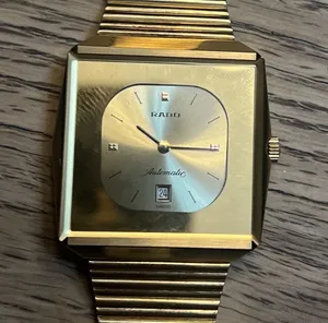 Rado . Analog Quartz . Silver0