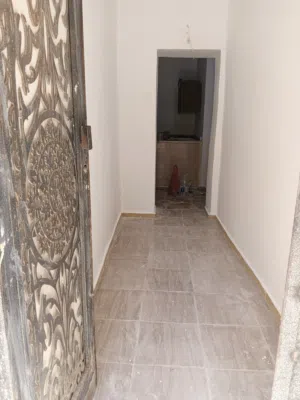 السلام عليكم منزل فشلوم خلف جامع الكبير