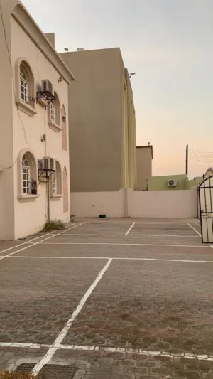 150 m2 3 Bedrooms Apartments for Rent in Al Batinah Sohar