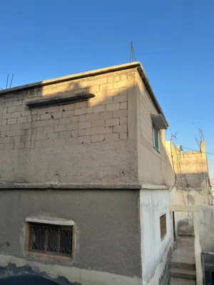 Building for Sale in Zarqa Awajan