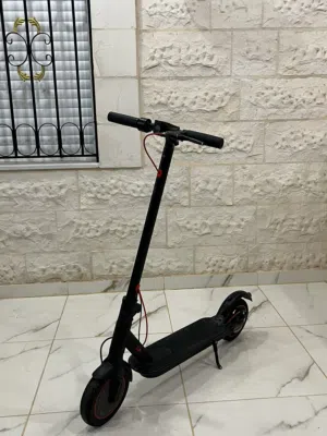 سكوتر كهربائي بحاله الوكالة للبيع