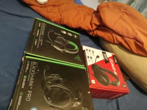 razer blackshark v2 pro+ v2 ( not v2x ) + hyperx cloud 3