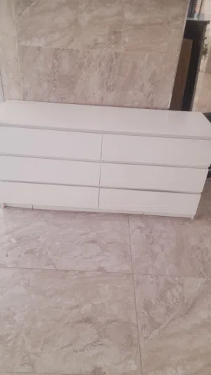 6 drawers 6 ادراج معه بعض