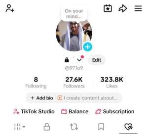 حساب تيك توك 27K ومشاهداته 9 مليون