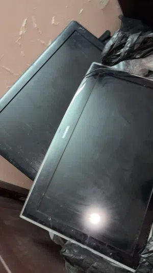 شاشات نضيفه يمبي ليه تنضيف بس