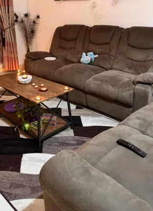 RECLINER 5 SEATER- URGENT SALE