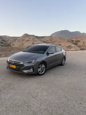 Used Hyundai Elantra in Dhofar